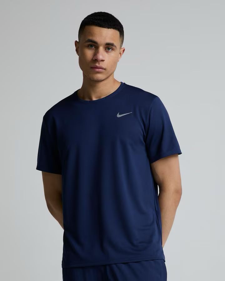 Nike Dri-FIT Miler in Navy Blue